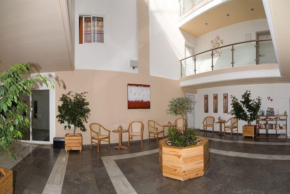Tropicana Beach Hotel Stalos Ngoại thất bức ảnh